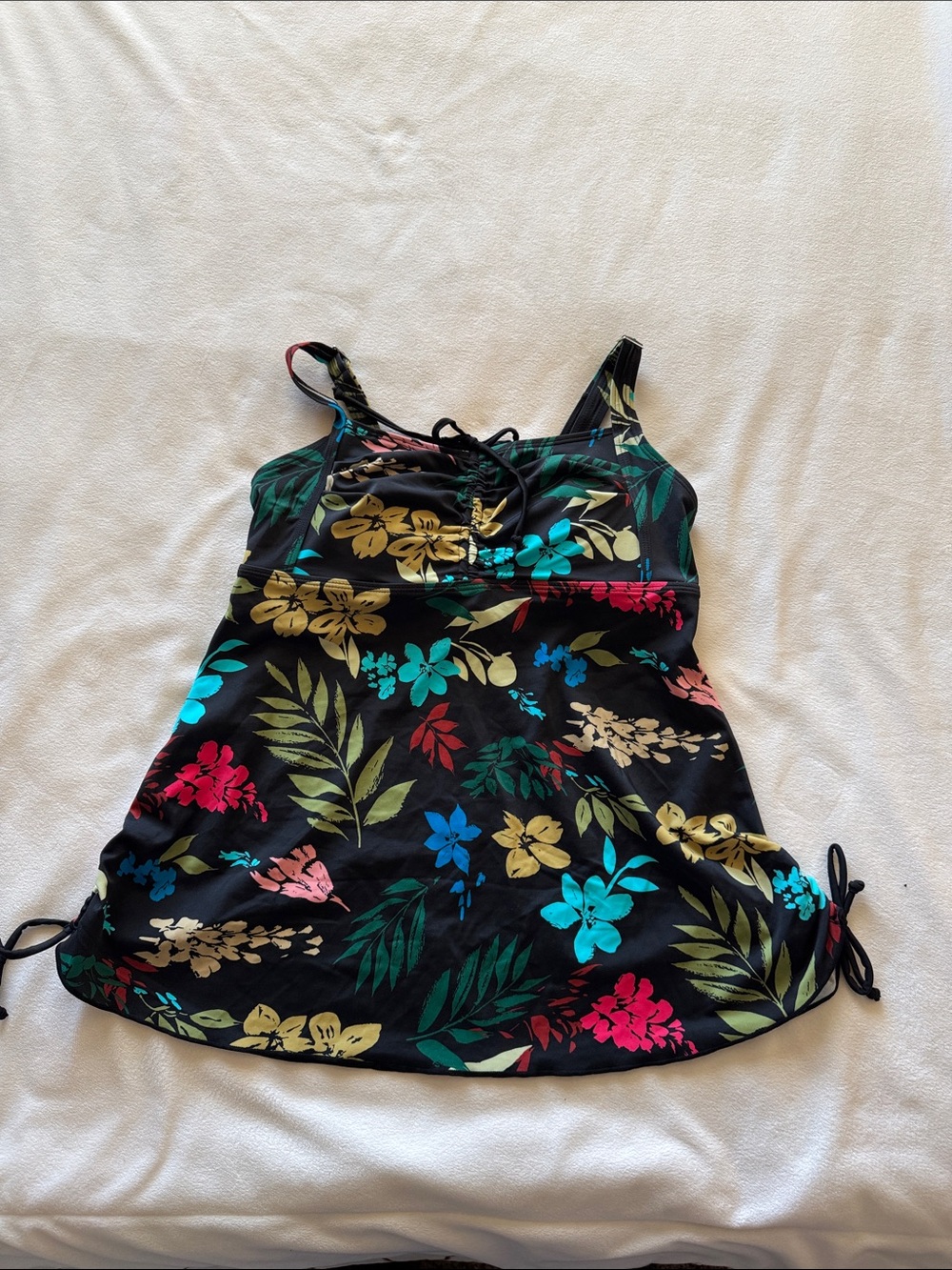 Septangle baby doll swim top
